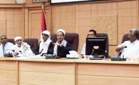 القاضي السماوي يلقي كلمة في اختتام الدورة أمس